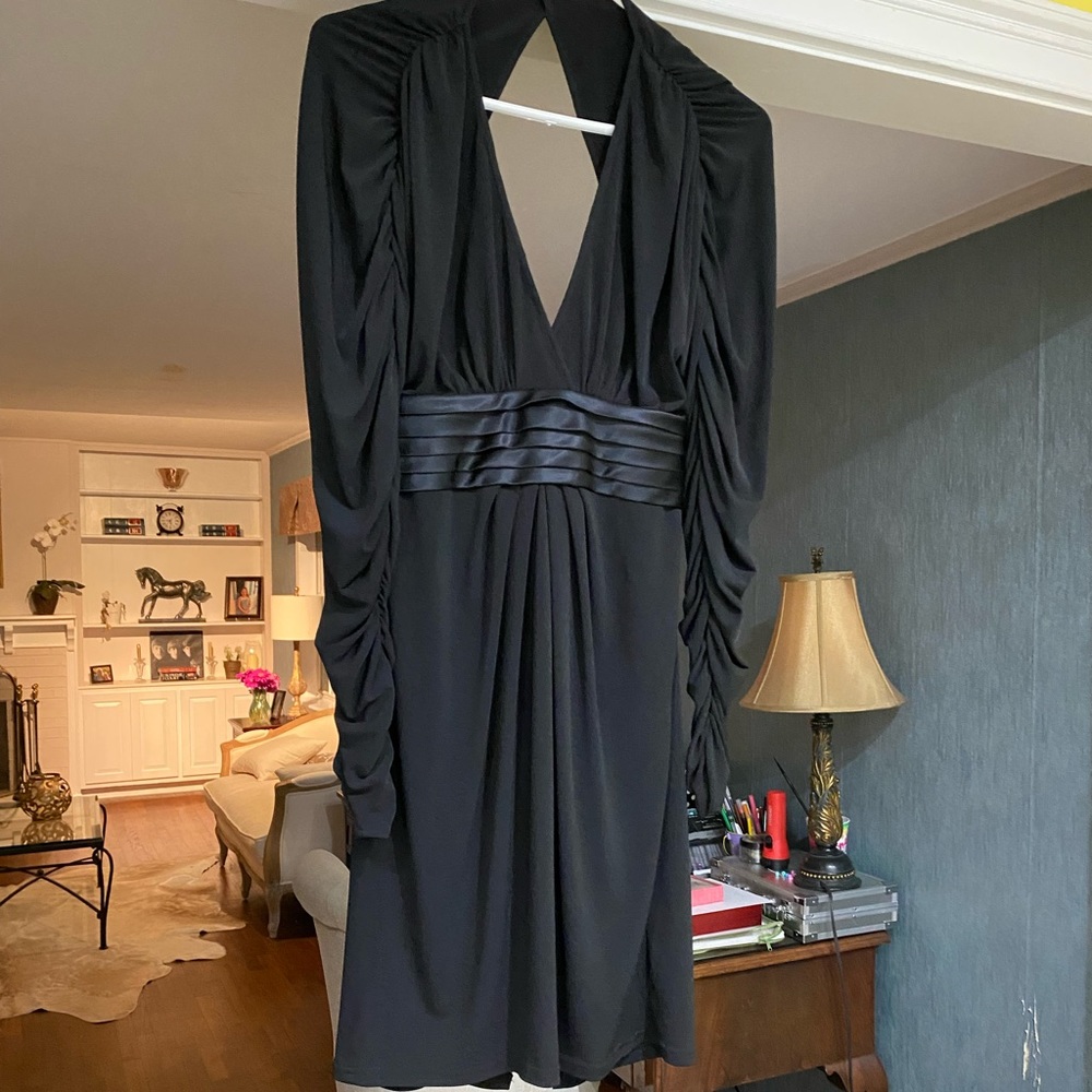 Sue Wong deep V black cocktail dress, sz 6